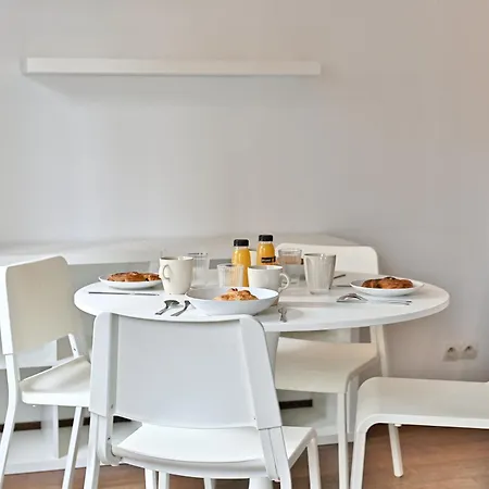 アパート Paisible Et Rivoli - Ii パリ