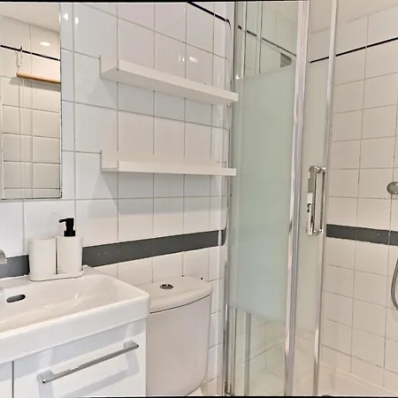 Paisible Et Rivoli - Ii アパート *