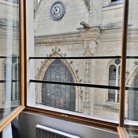 アパート Paisible Et Rivoli - Ii パリ